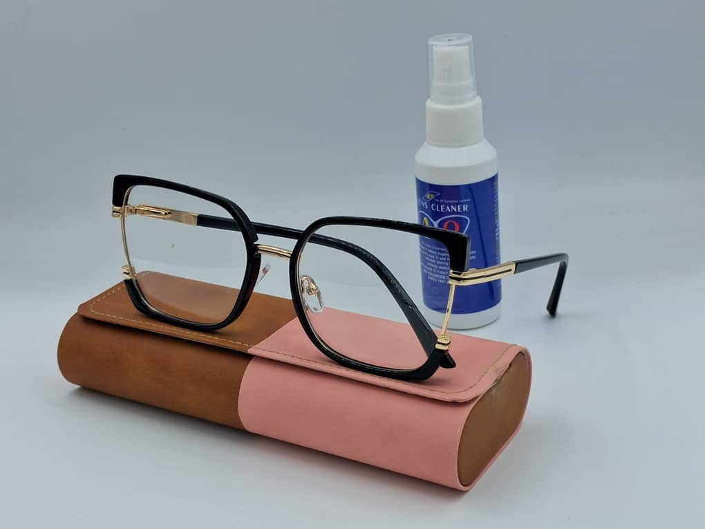 Lunettes de marques femmes 60